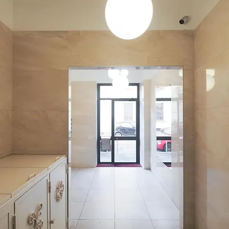 Bright Apartment In Porta Romana - Vannucci * Milan