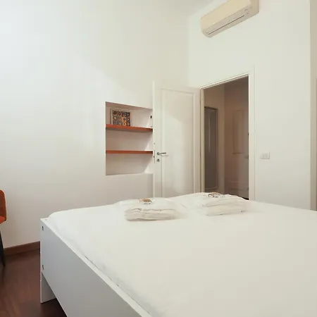 Bright Apartment In Porta Romana - Vannucci Apartment *